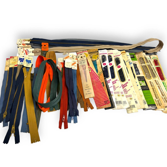 40 Lot VTG Assorted Neckline Jeans Jacket Sewing Zippers | J&P Coats Talon YKK - Picture 3 of 9